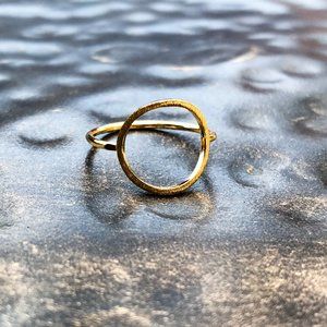 Gold Circle Ring - Style On The Spot